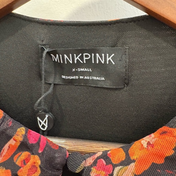 NWT- MINKPINK SORRENTO MESH MINI DRESS - Picture 6 of 13
